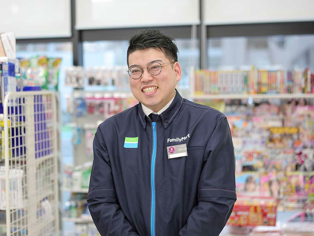ファミリーマート博多駅博多口店 橋内　大樹